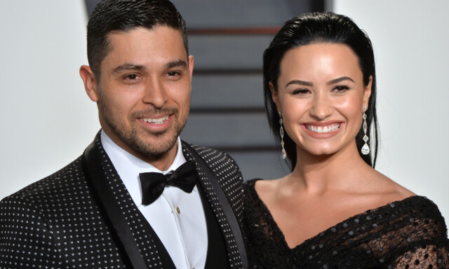 EKSKJÆRESTER: Etter bruddet beholdt Demi Lovato og Wilmer Valderrama vennskapet, og han besøkte henne på sykehuset etter innleggelsen i 2018. I dag er han forlovet med en annen kvinne, og ikke lenger i kontakt med Demi. Foto: NTB Scanpix EKSKJÆRESTER: Etter bruddet beholdt Demi Lovato og Wilmer Valderrama vennskapet, og han besøkte henne på sykehuset etter innleggelsen i 2018. I dag er han forlovet med en annen kvinne, og ikke lenger i kontakt med Demi. Foto: NTB Scanpix